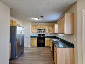 705 Compton Ln in Mcdonough, GA - Building Photo - Building Photo