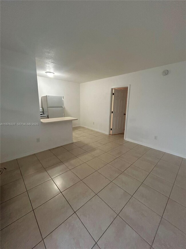 property at 1119 NE 15th St