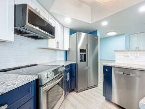 1 Oceans W Blvd in Daytona Beach Shores, FL - Building Photo - Building Photo