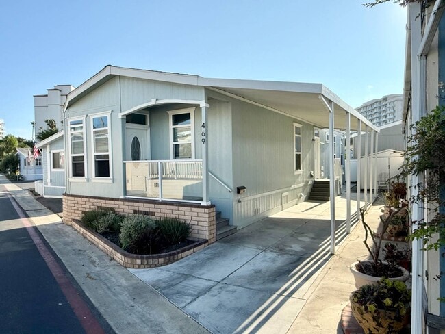 property at 80 Huntington St