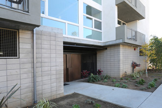 Frame Culver City in Los Angeles, CA - Foto de edificio - Building Photo