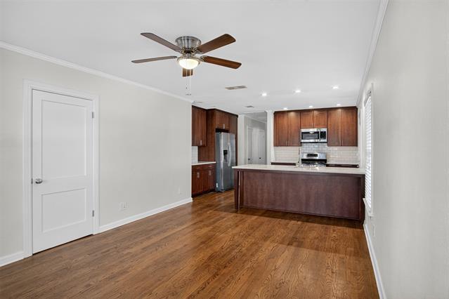 6052 Winton St in Dallas, TX - Building Photo - Building Photo
