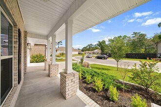 93 Eagles Nest Dr in Freeport, FL - Building Photo - Building Photo