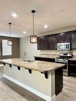 2508 Tomales Bay Dr in Bay Point, CA - Building Photo