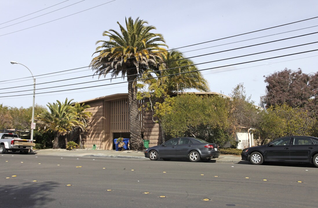 2233 Otis Dr in Alameda, CA - Building Photo