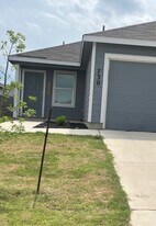 730 Tulsa Trl in New Braunfels, TX - Building Photo