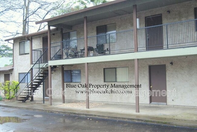 property at 985 Salem St