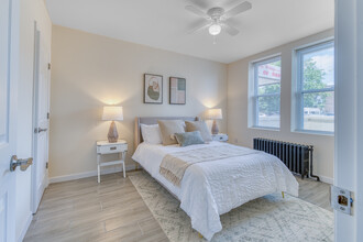 155 Evergreen Pl, Unit 301 in East Orange, NJ - Building Photo - Building Photo