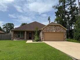 1541 Primrose St in Conroe, TX - Building Photo