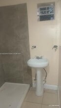 2300 NW 15th Ct in Fort Lauderdale, FL - Building Photo - Building Photo