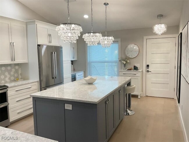 property at 922 SW 48th Terrace