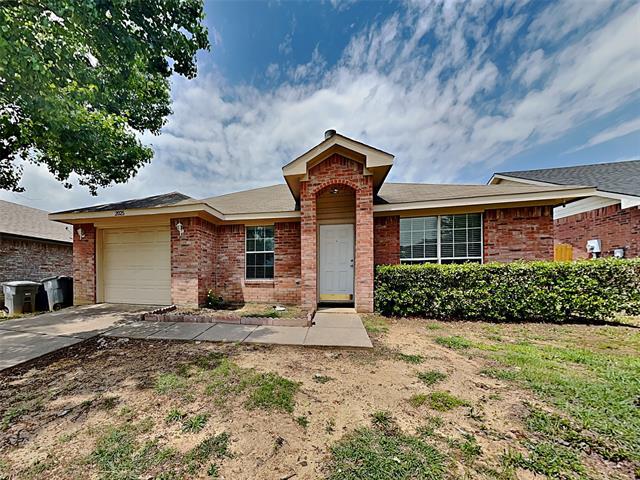 property at 2025 Hollow Creek Dr