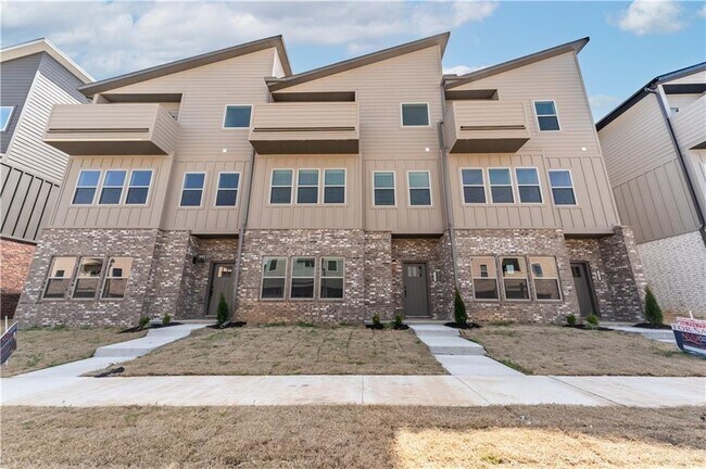 2219 W Million Ln in Fayetteville, AR - Foto de edificio - Building Photo