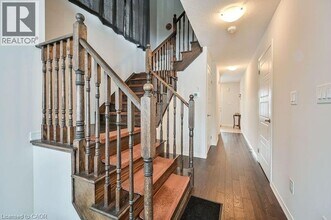 31 Armes St in Hamilton, ON - Building Photo - Building Photo