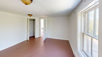 4633 Garth Rd in Charlottesville, VA - Building Photo - Building Photo