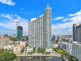 2020 N Bayshore Dr in Miami, FL - Building Photo