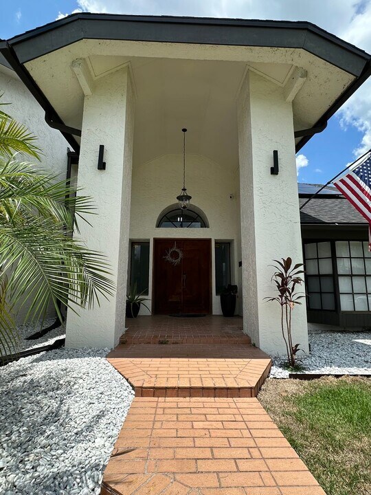 203 Santa Rosa Dr in Winter Haven, FL - Building Photo