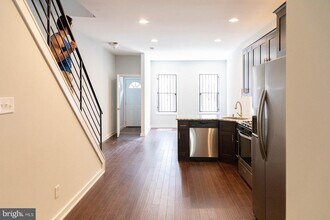 1723 Monument St in Philadelphia, PA - Building Photo - Building Photo