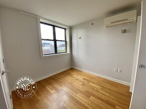 100 Dupont St, Unit 3H in Brooklyn, NY - Building Photo - Building Photo