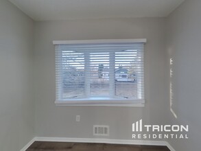 5005 Hampton Rd in Minneapolis, MN - Building Photo - Building Photo