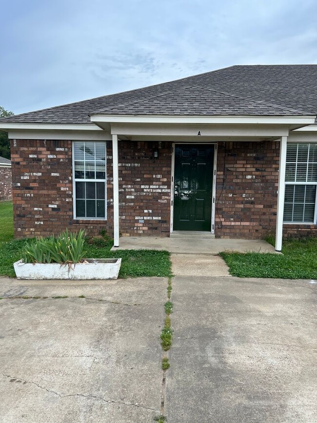 property at 304 Lisa Cove
