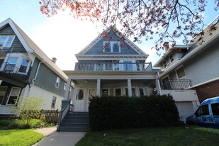 2857 N Murray Ave, Unit 2857 in Milwaukee, WI - Building Photo