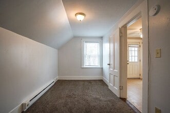 15 Vernon St in Holyoke, MA - Building Photo - Building Photo