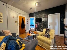 18 Glenville Ave, Unit 2 in Boston, MA - Building Photo