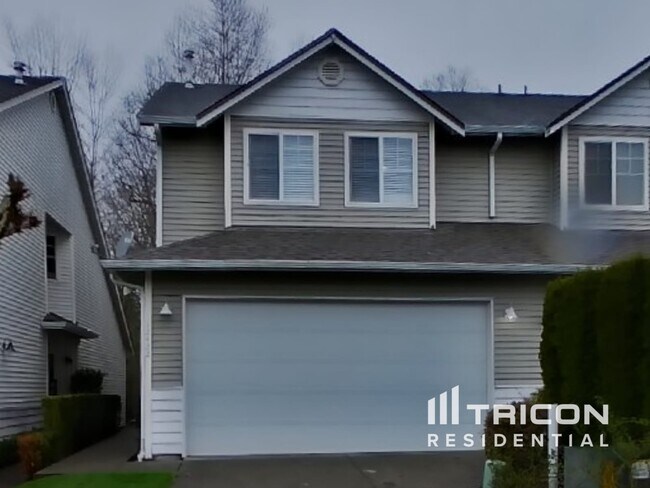 12422 64Th Ave E in Puyallup, WA - Building Photo - Building Photo
