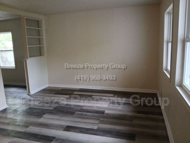 property at 560 Williamsville Ave