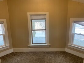 617 2nd St, Unit A in Stevens Point, WI - Building Photo