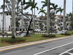 4691 NW 83rd Path in Doral, FL - Building Photo - Building Photo
