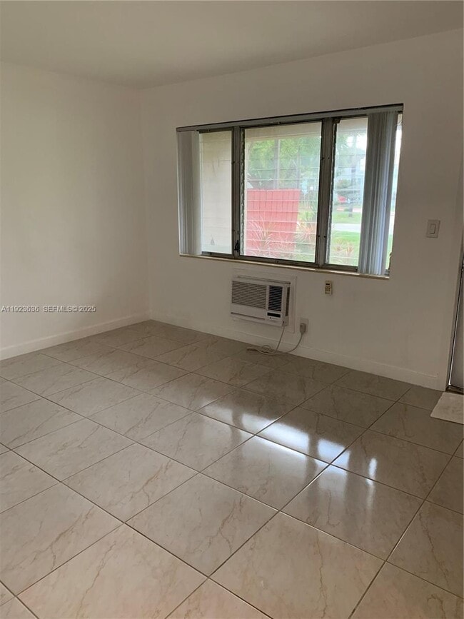 1620 Liberty St in Hollywood, FL - Building Photo - Building Photo