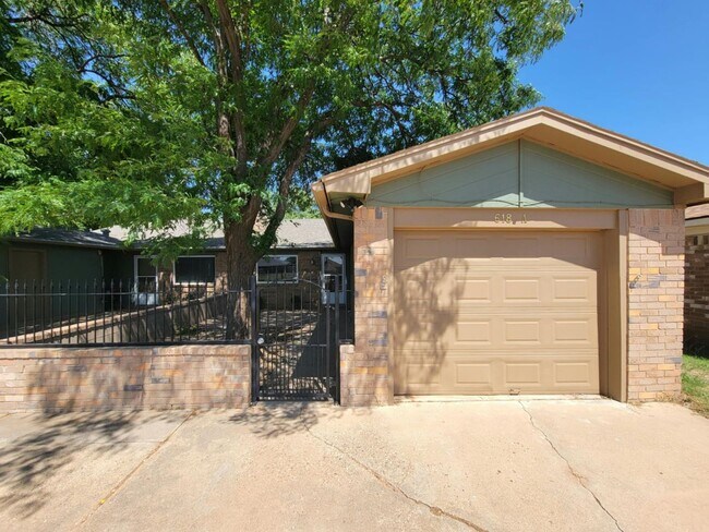 property at 618 N Elkhart Ave