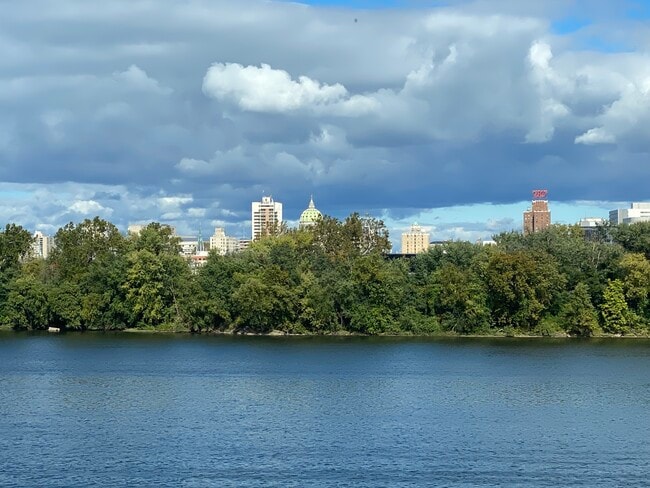 230 S Front St, Unit 3