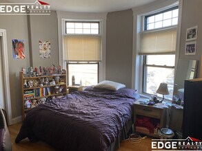 1914 Beacon St, Unit 2 in Boston, MA - Foto de edificio - Building Photo