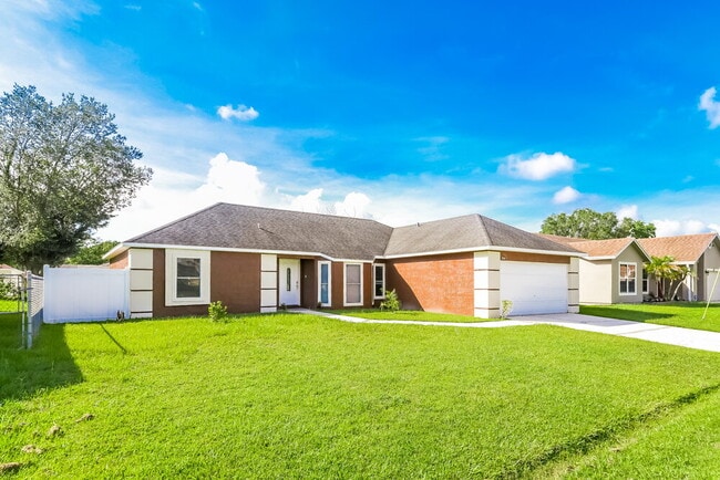 264 Magellan Dr in Kissimmee, FL - Building Photo - Building Photo