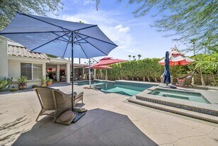 77779 St Augustine Dr in Palm Desert, CA - Building Photo