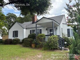 2615 S Memorial Dr in Greenville, NC - Building Photo