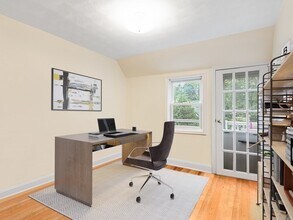 12 Frances St in Newton, MA - Building Photo - Building Photo