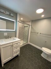 102 Ashworth Plz, Unit 3 in Syracuse, NY - Building Photo - Building Photo