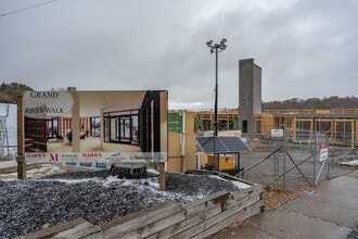 257 E Main St in Painesville, OH - Building Photo - Building Photo