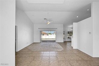 16 NW 12th Pl in Cape Coral, FL - Building Photo - Building Photo