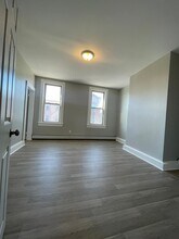 76 Neptune Ave in Jersey City, NJ - Building Photo - Building Photo