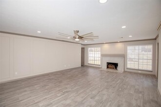 2108 Olympic Dr in League City, TX - Building Photo - Building Photo