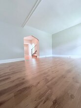 6614 Chamberlain Ave in University City, MO - Foto de edificio - Building Photo