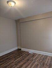 927 Green St in Norristown, PA - Foto de edificio - Building Photo