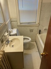 17189 Santa Rosa Dr, Unit 17189 Santa Rosa 1 in Detroit, MI - Foto de edificio - Building Photo