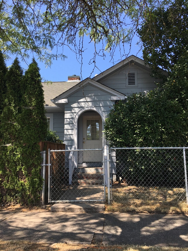 property at 692 Polk St