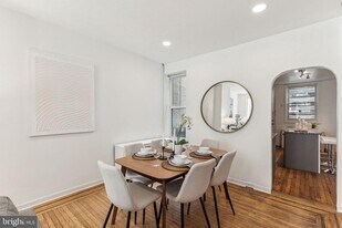 2952 Tulip St in Philadelphia, PA - Building Photo